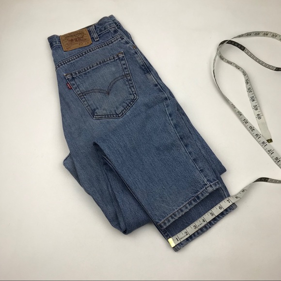 Vintage Levi’s 560 High Waist wedgie fit Jeans - Picture 6 of 7